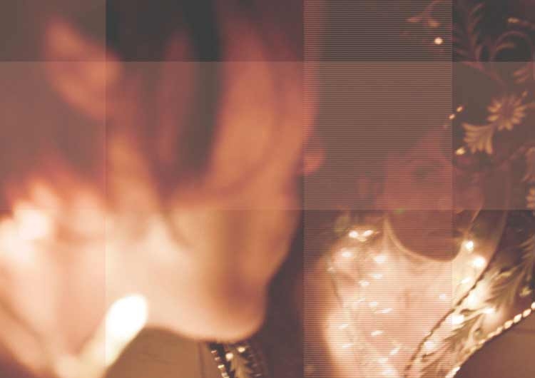 Woman watches herself being looked at