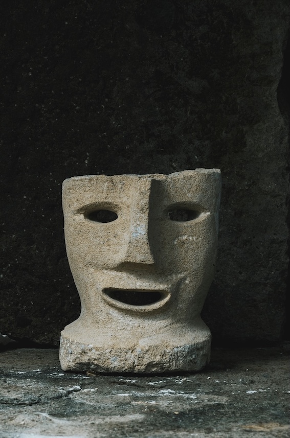 Ο θίασος της πέτρας